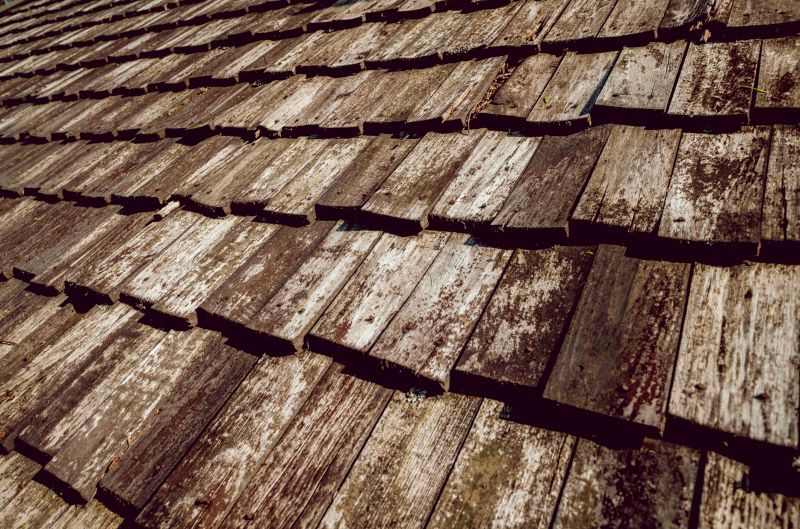 Shake Roof Replacement in Jonesboro, GA